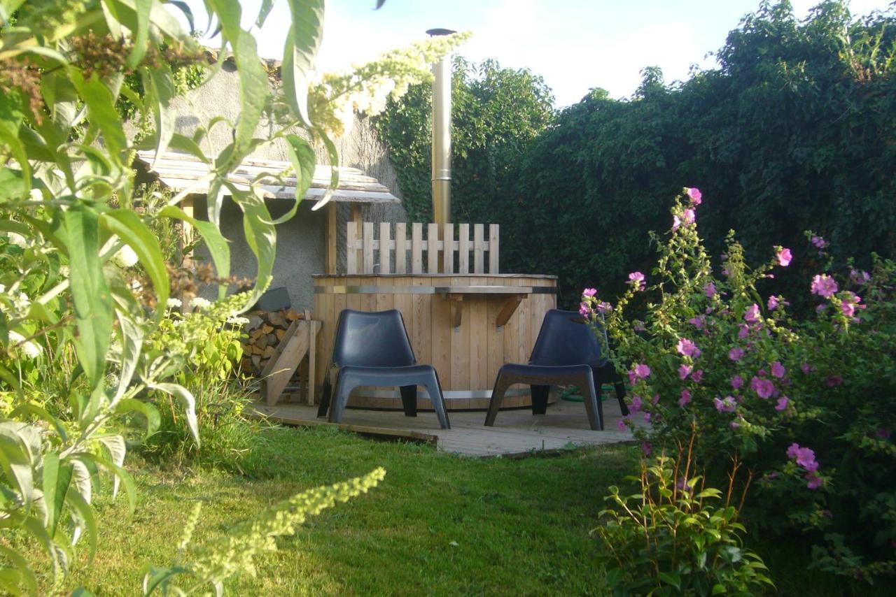 La Paresse En Douce Bed and Breakfast Tours-Sur-Meymont Eksteriør billede